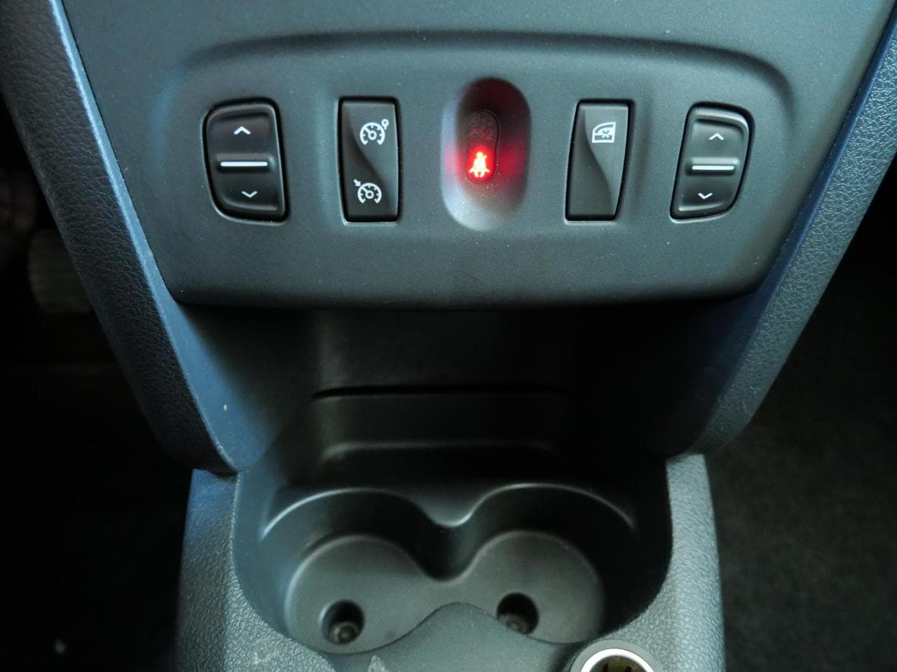 2016 Dacia SANDERO - 16