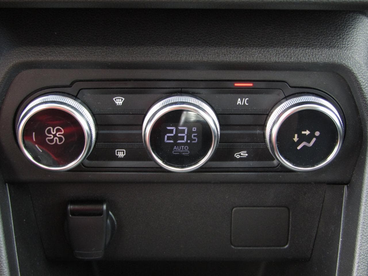 2022 Dacia SANDERO - 23
