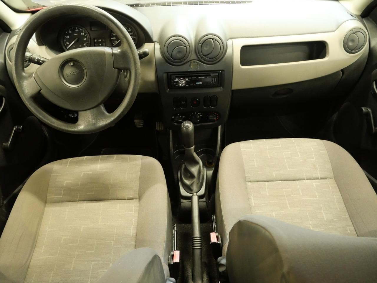 2010 Dacia SANDERO - 8