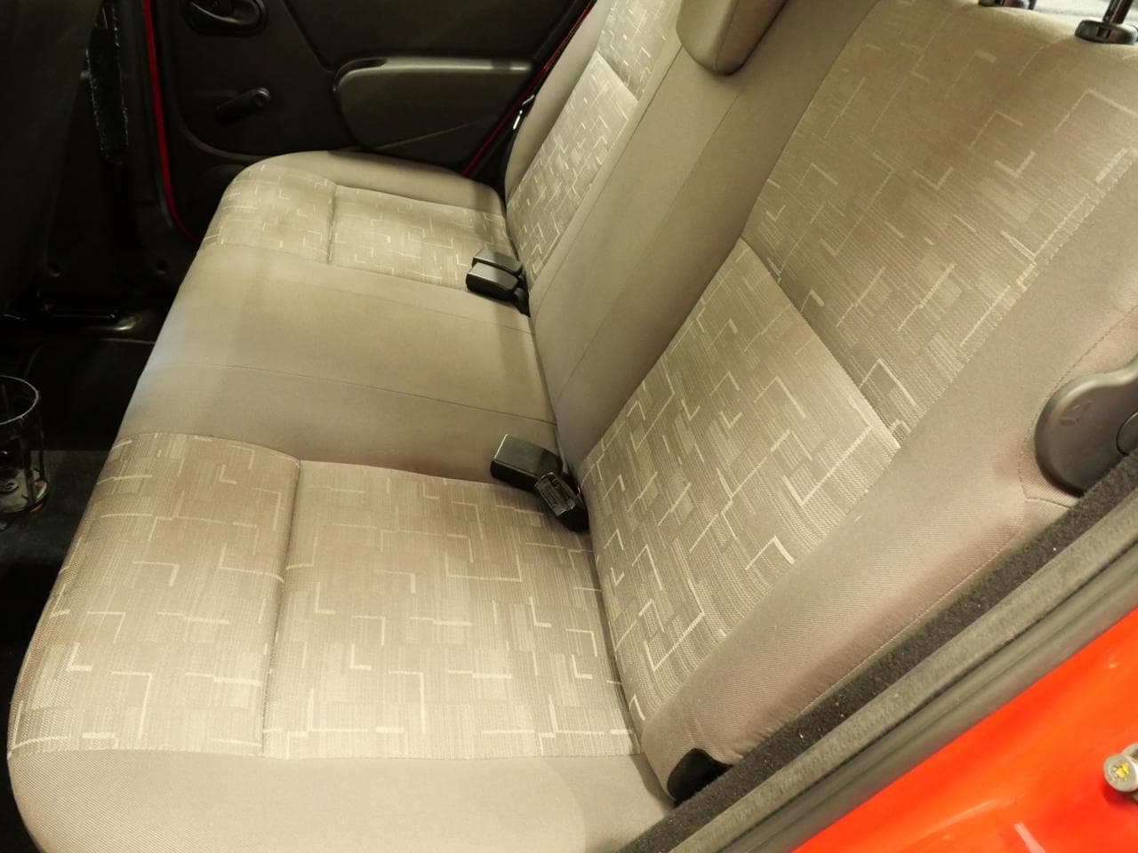 2010 Dacia SANDERO - 11