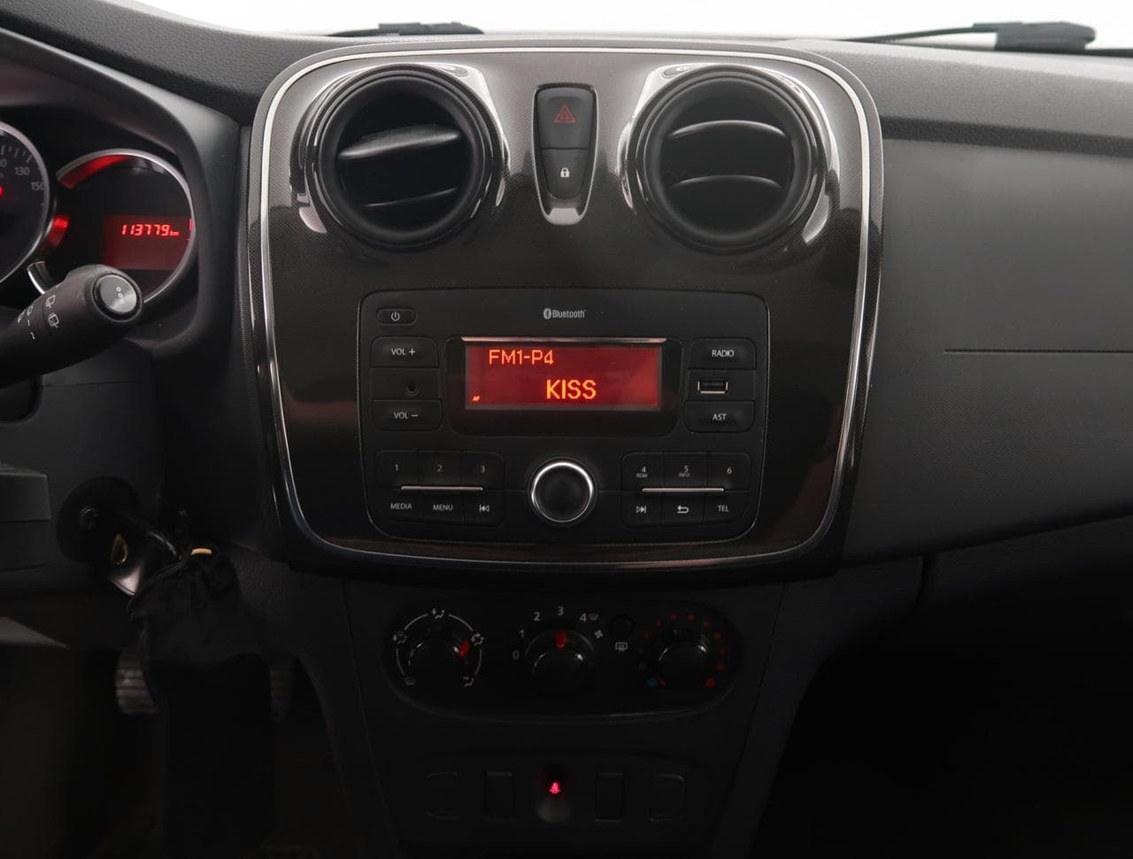 2018 Dacia SANDERO - 32
