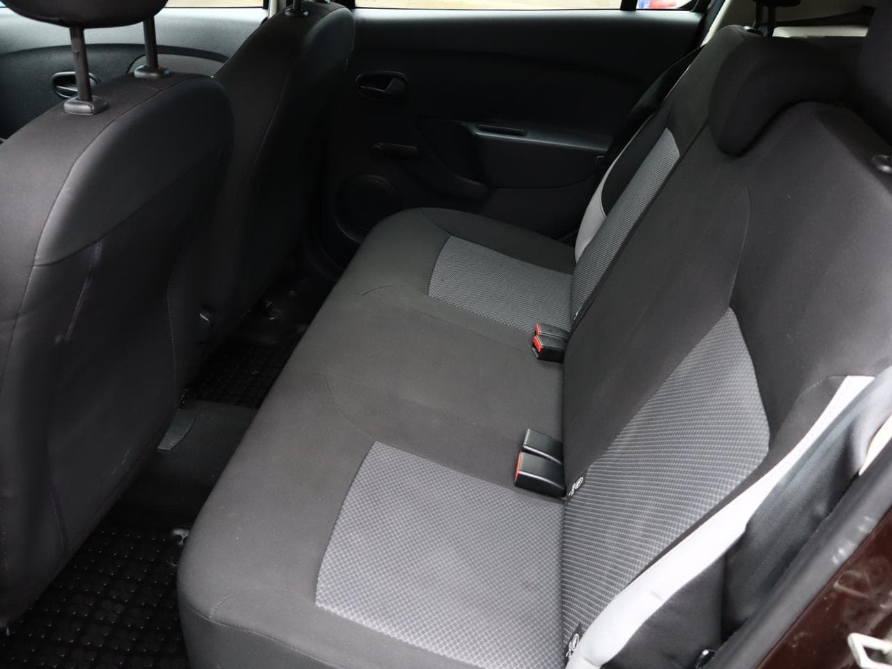 2016 Dacia SANDERO - 16