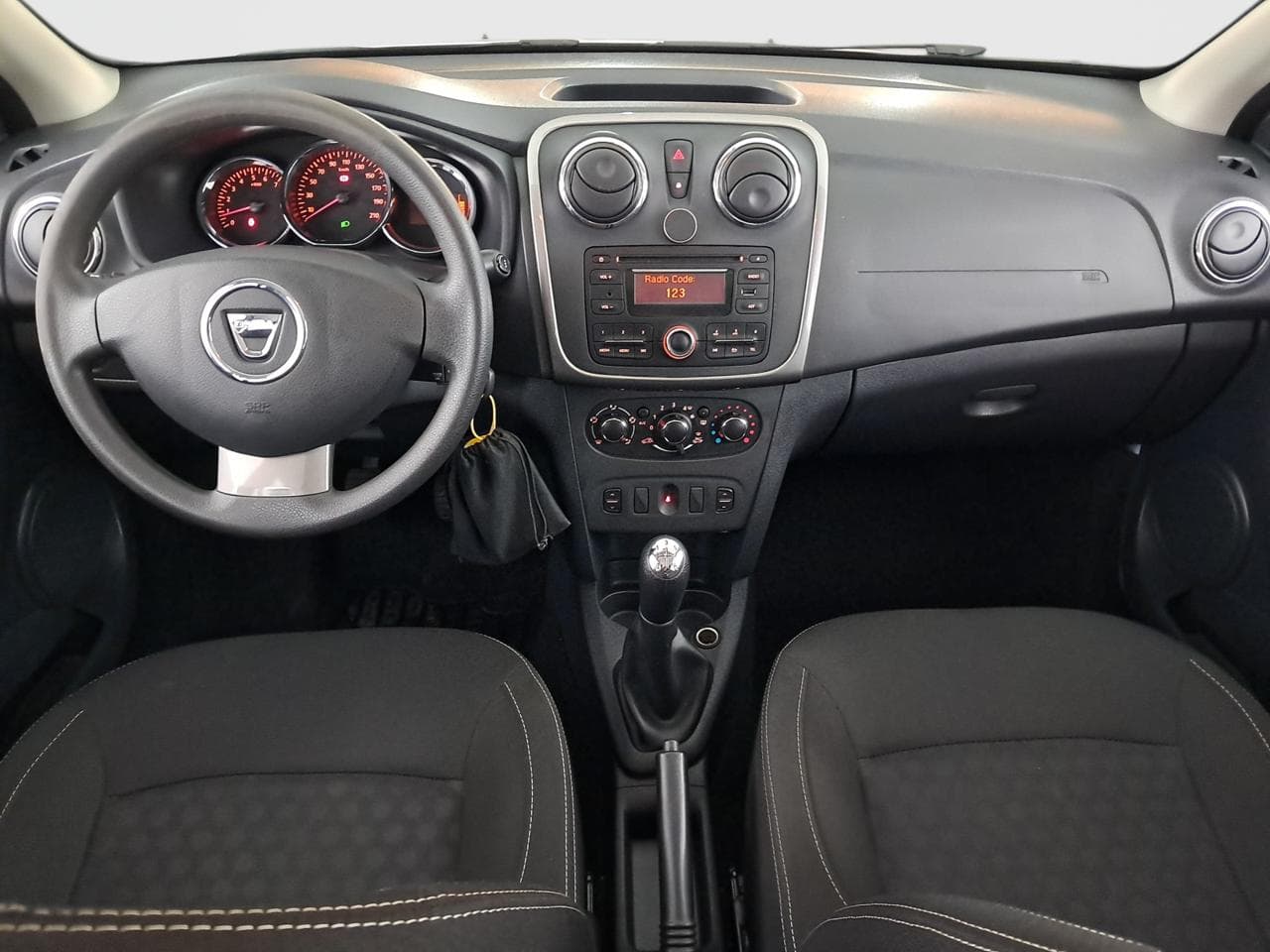 2016 Dacia SANDERO - 18