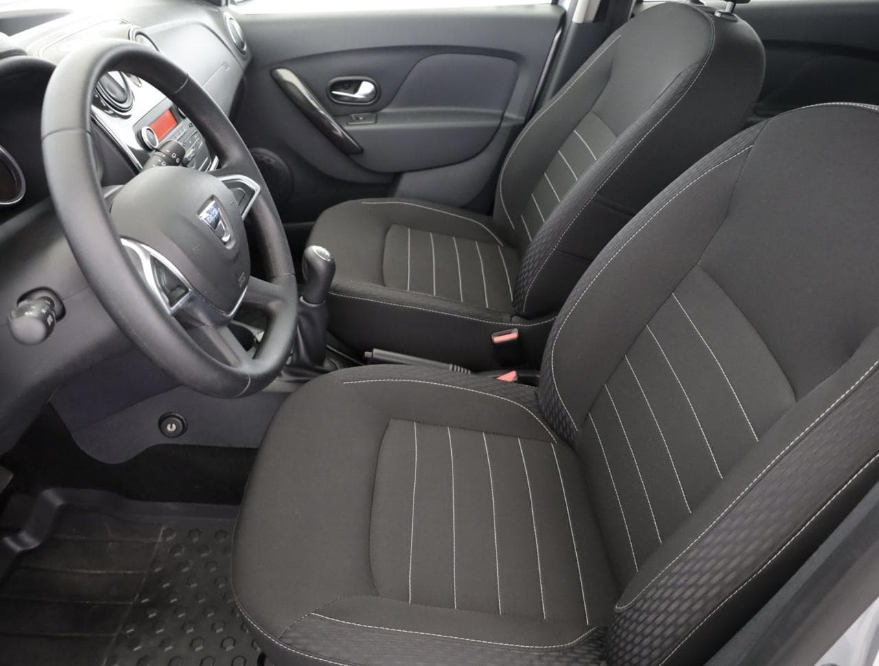 2020 Dacia SANDERO - 25