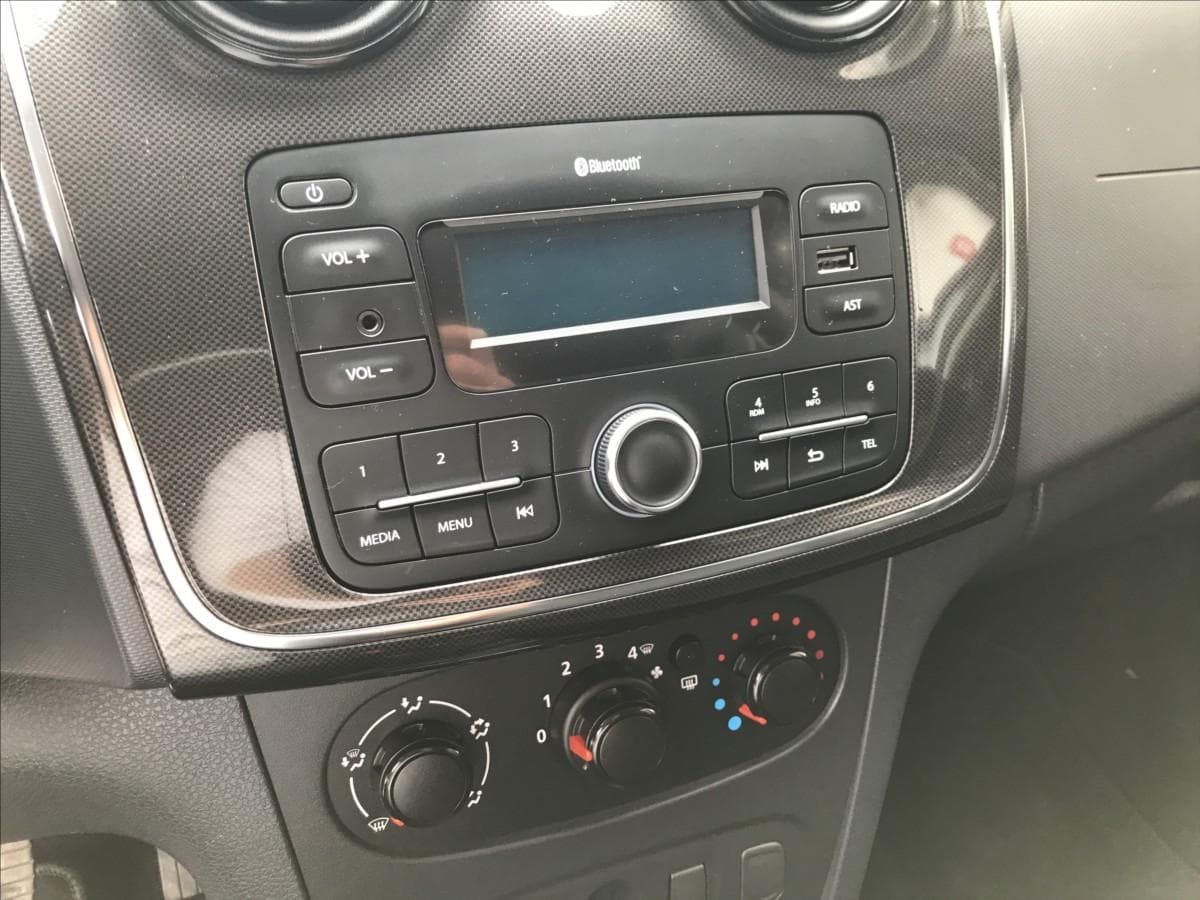 2020 Dacia SANDERO - 11