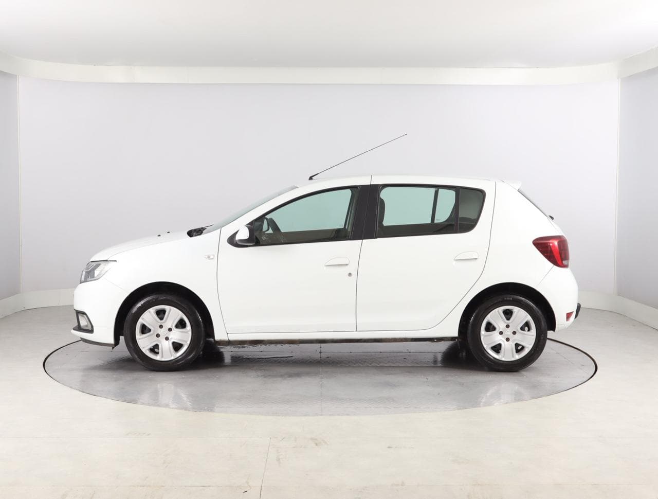 2018 Dacia SANDERO - 7