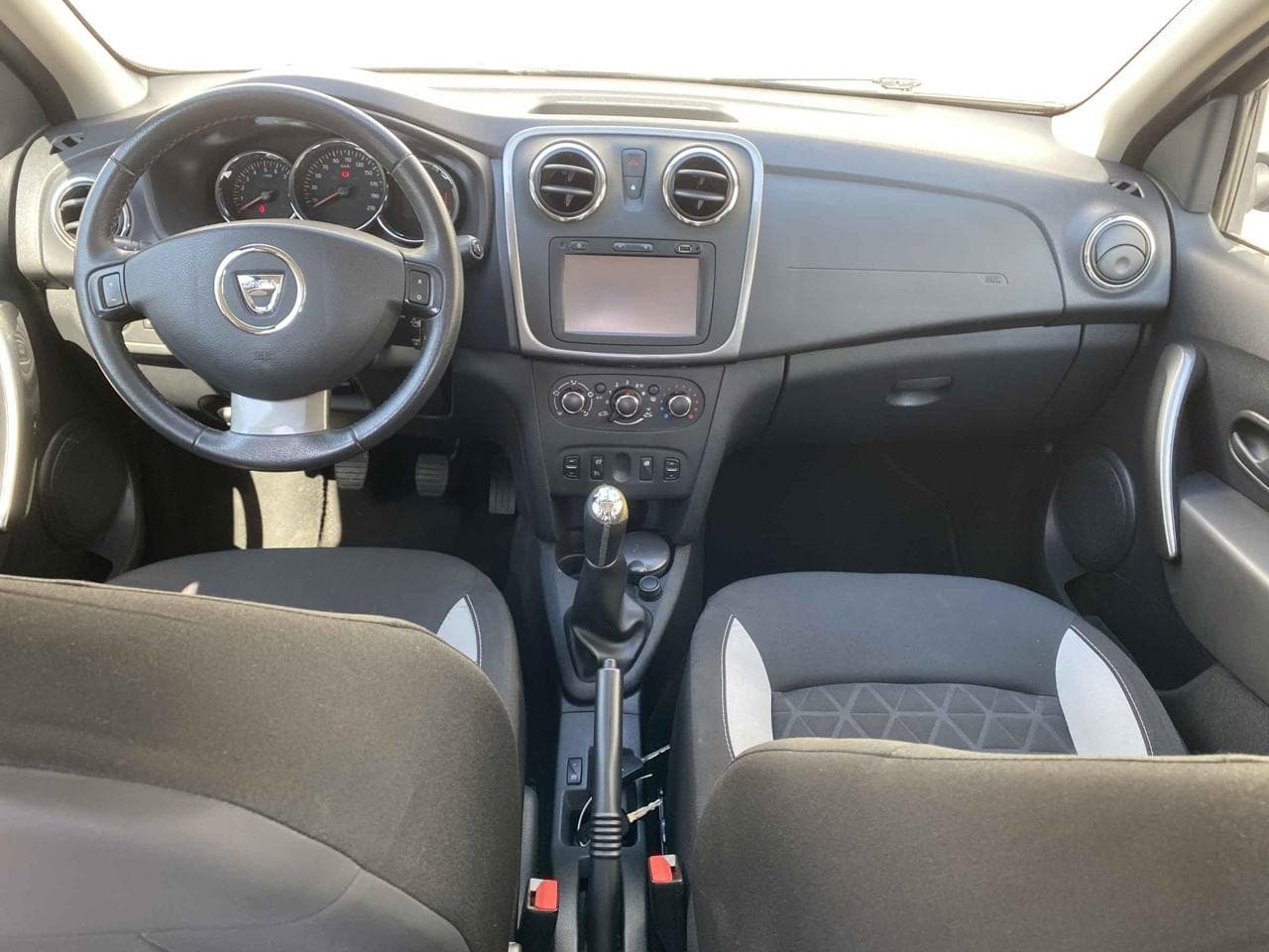 2016 Dacia SANDERO - 15