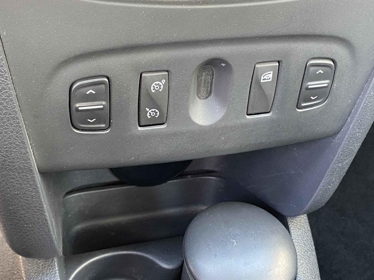 2016 Dacia SANDERO - 27