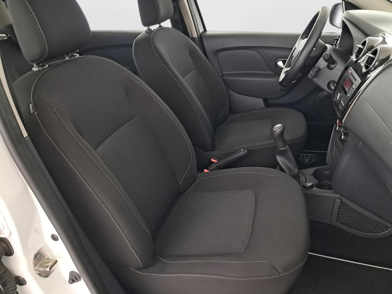 2017 Dacia SANDERO - 22