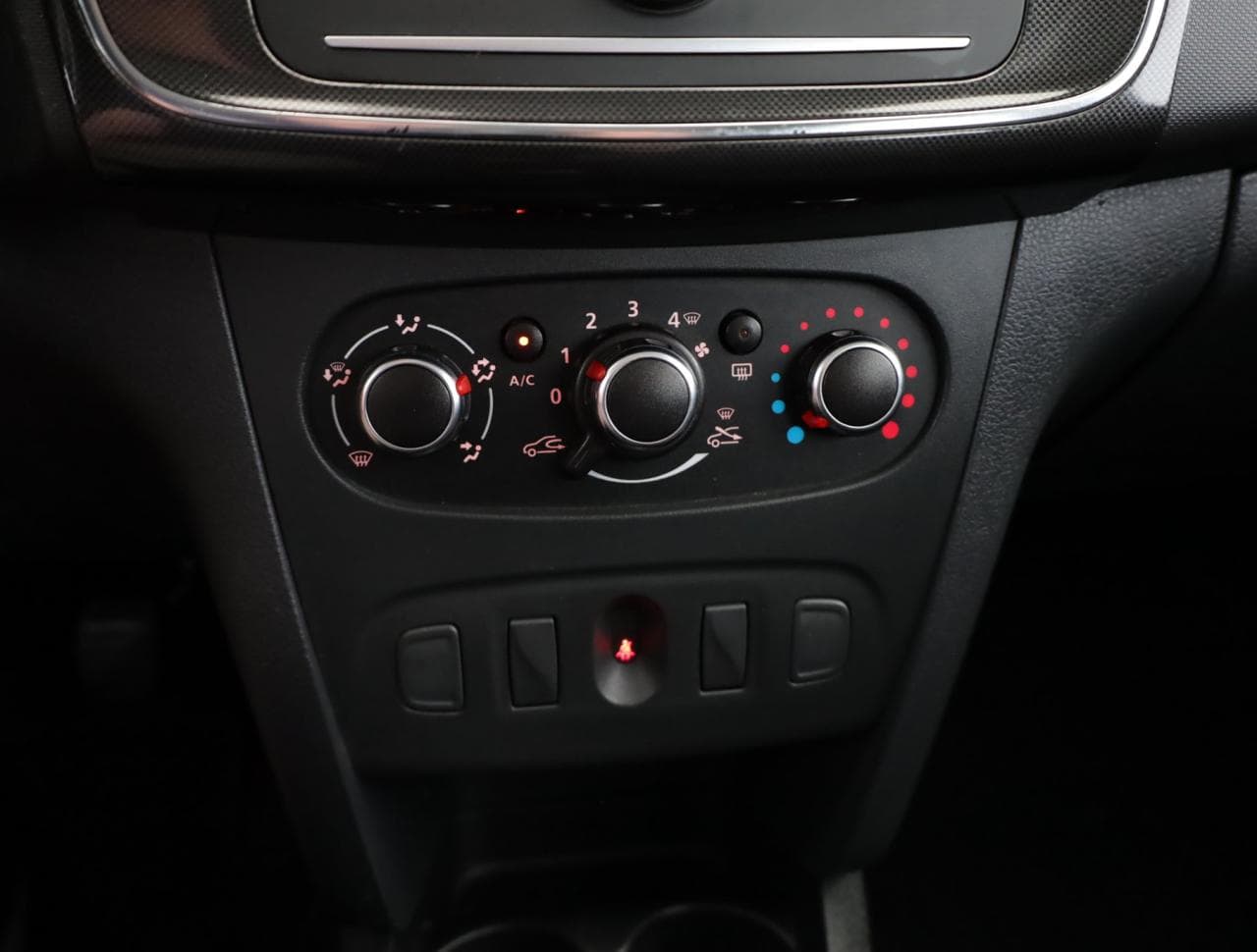 2021 Dacia SANDERO - 15