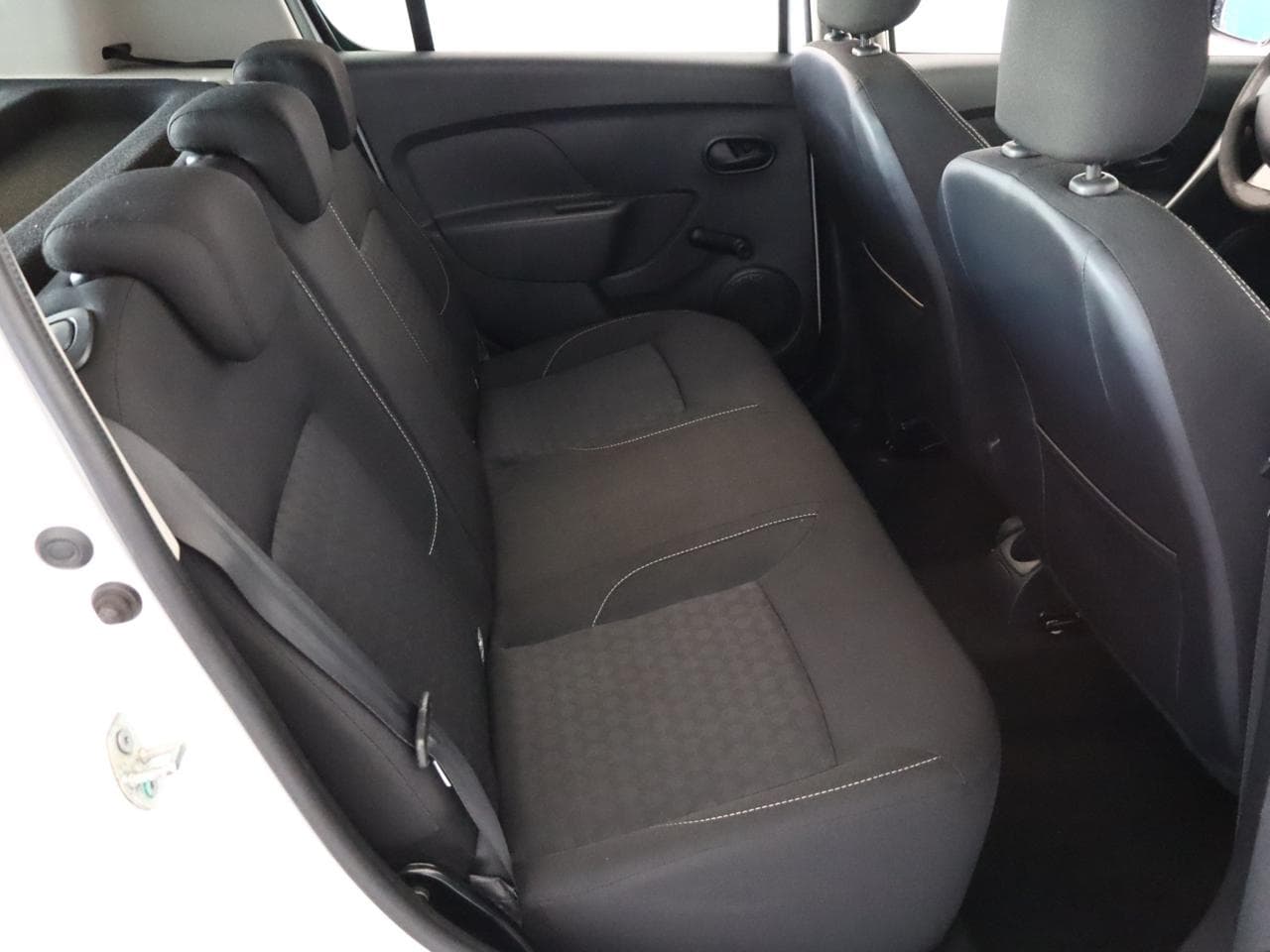 2016 Dacia SANDERO - 18