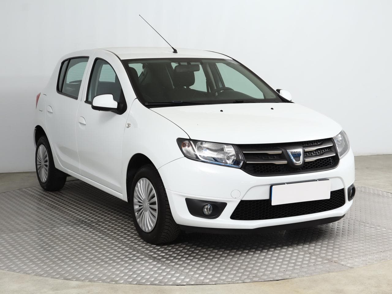 2016 Dacia SANDERO