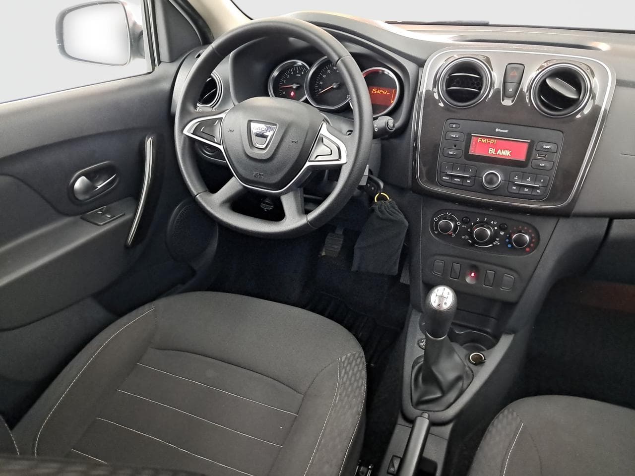 2020 Dacia SANDERO - 9