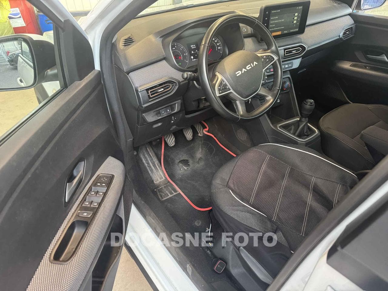 2025 Dacia SANDERO - 3