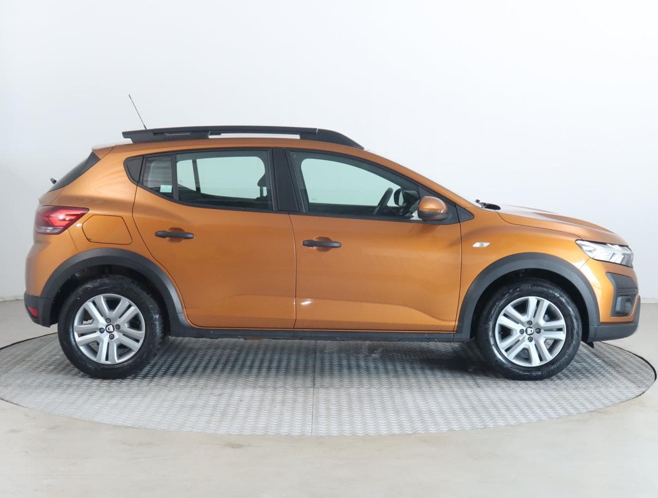 2021 Dacia SANDERO - 8