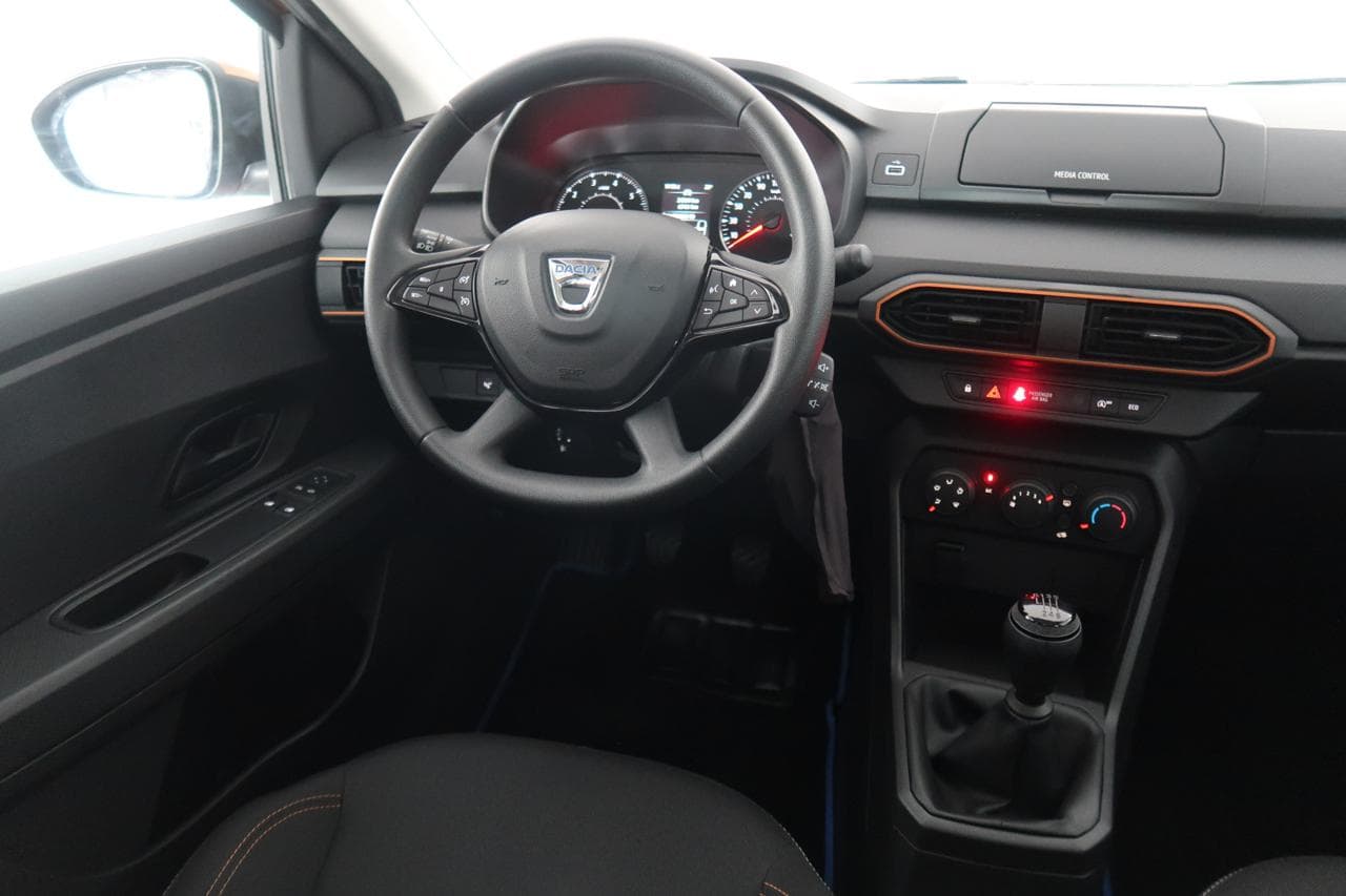 2021 Dacia SANDERO - 9