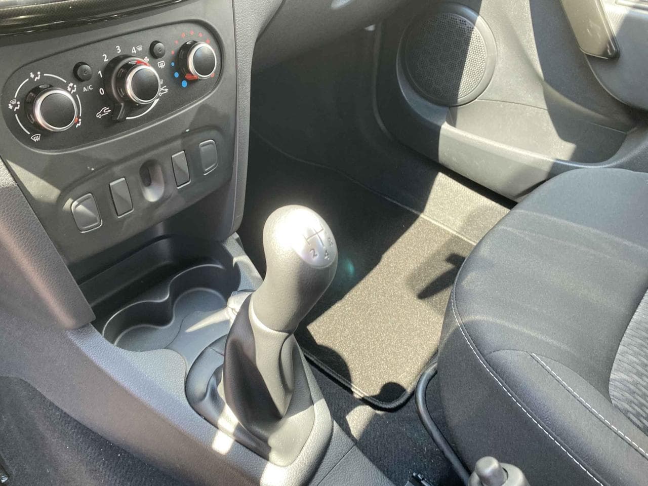 2018 Dacia SANDERO - 15