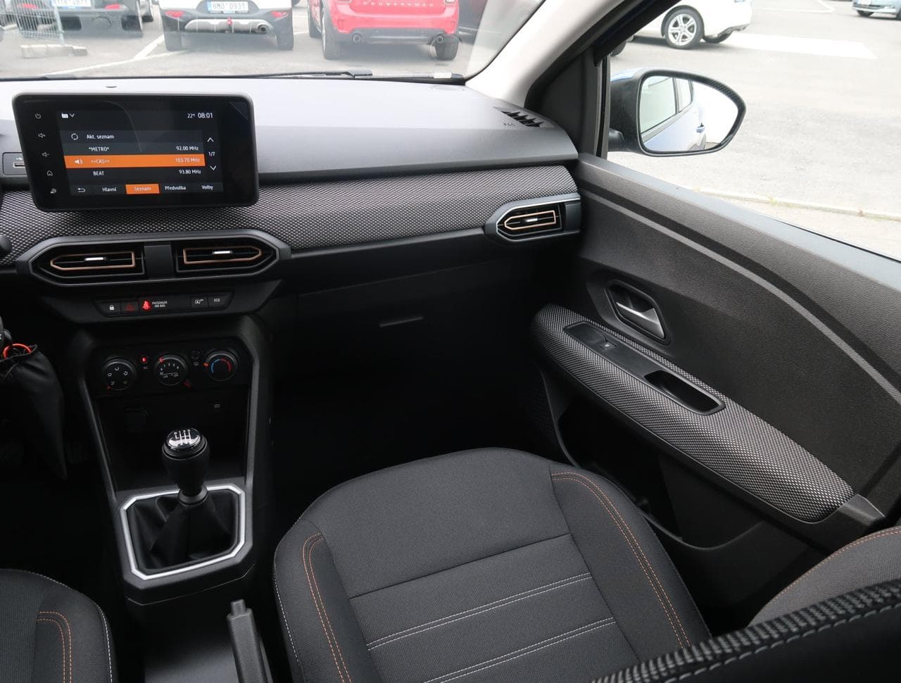 2025 Dacia SANDERO - 11