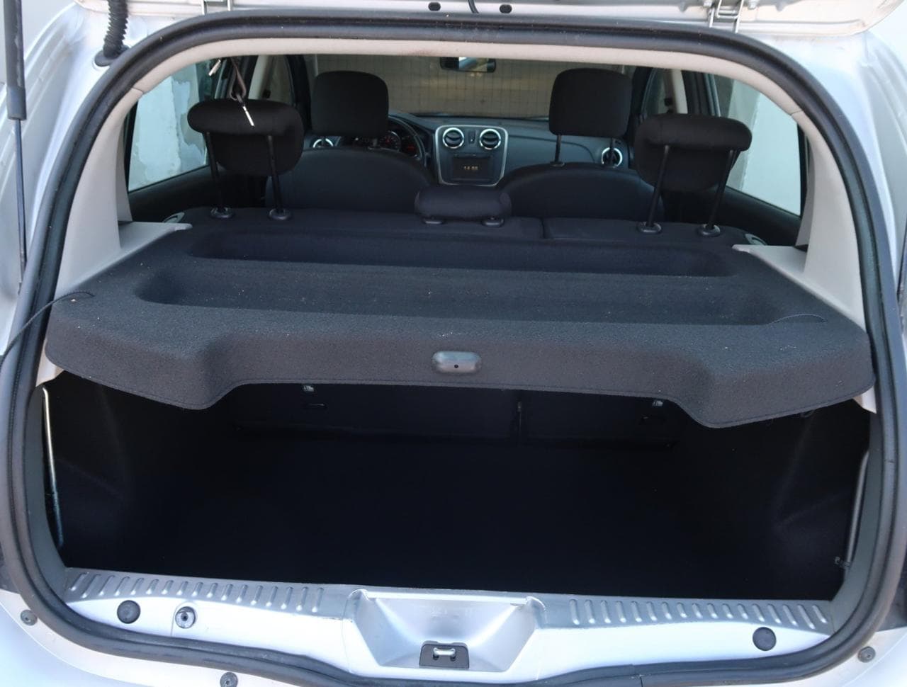 2013 Dacia SANDERO - 19