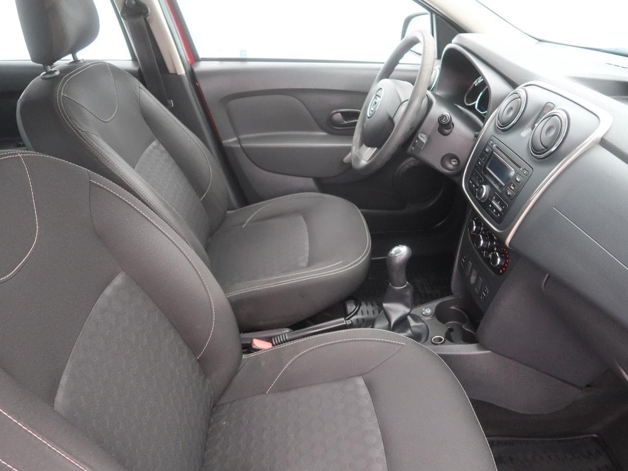 2015 Dacia SANDERO - 10