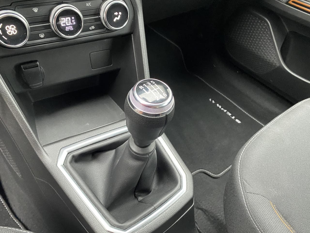 2021 Dacia SANDERO - 17