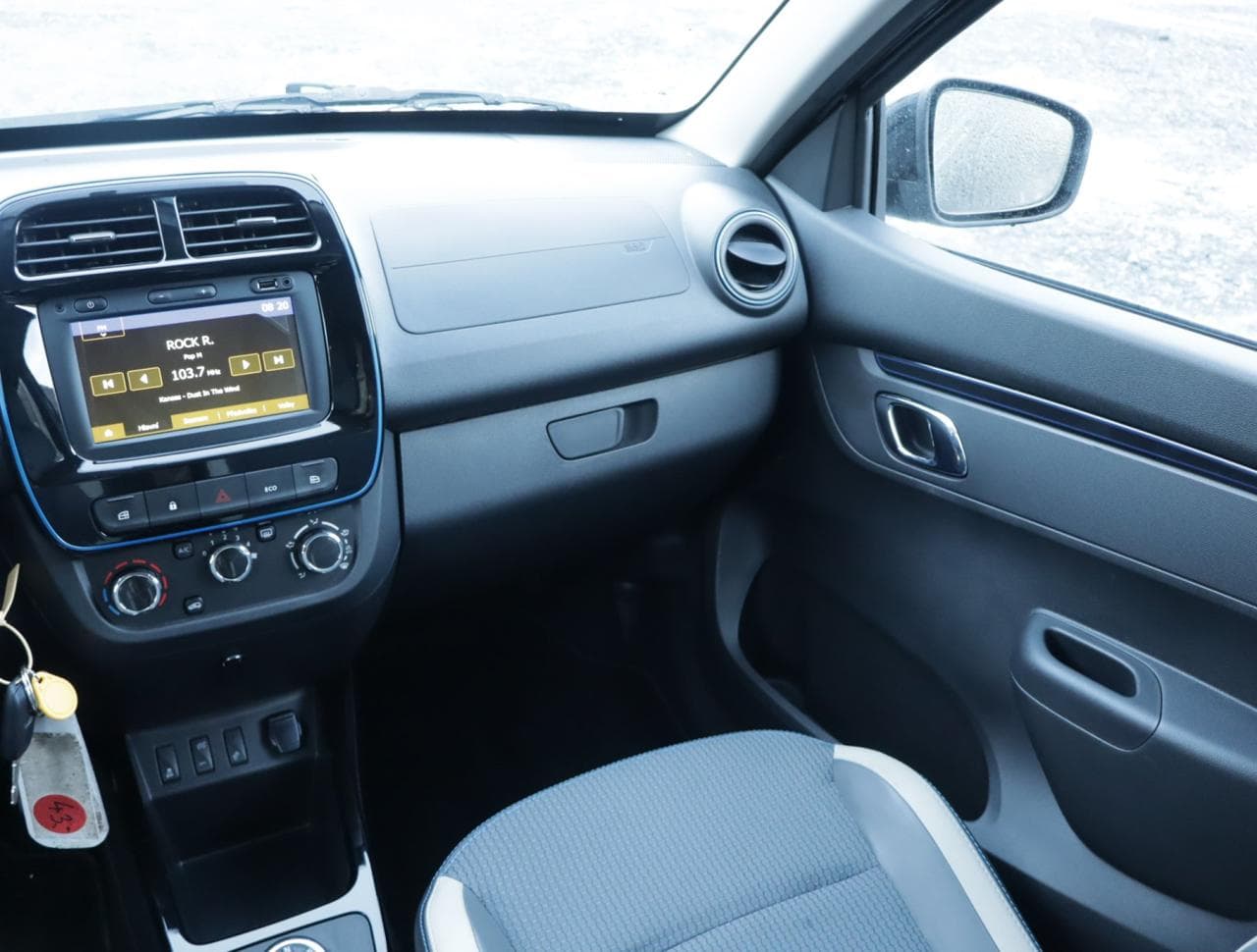 2022 Dacia SPRING - 11
