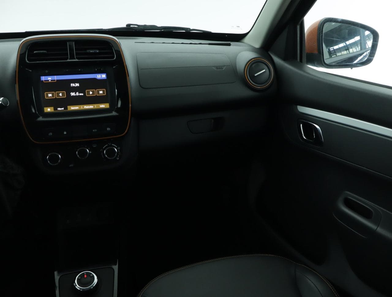 2022 Dacia SPRING - 11