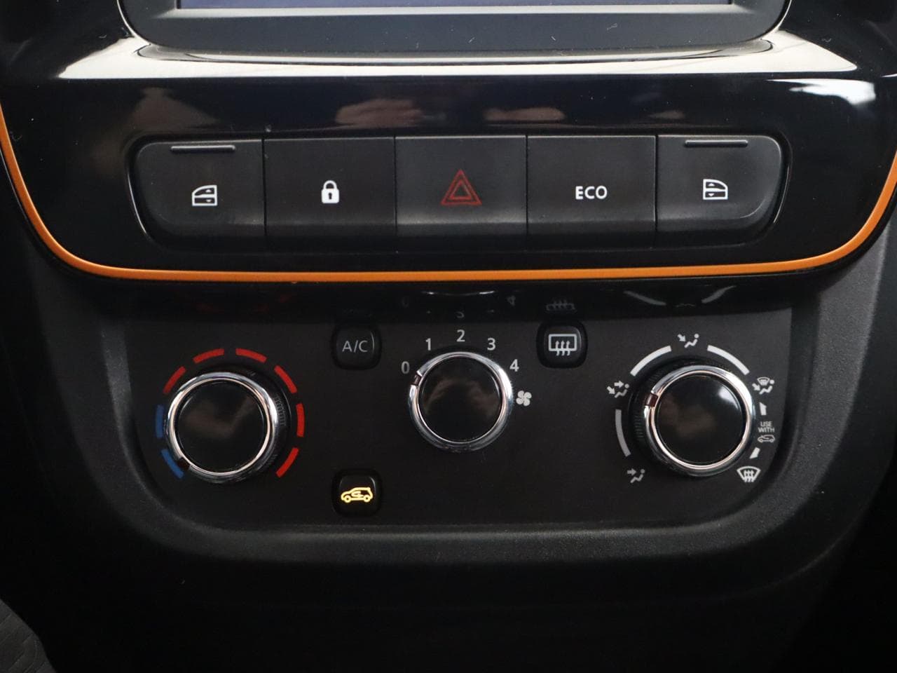 2022 Dacia SPRING - 28