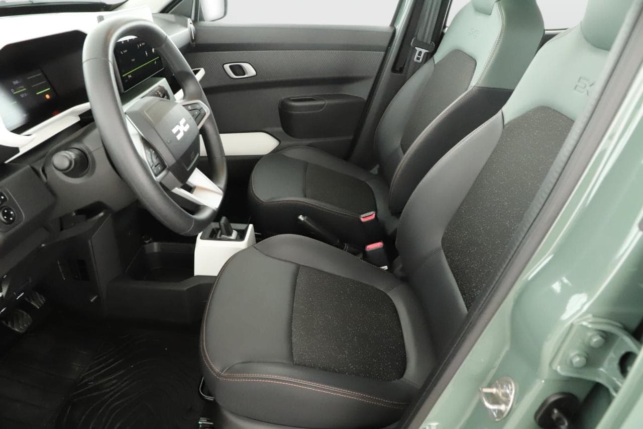 2025 Dacia SPRING - 13