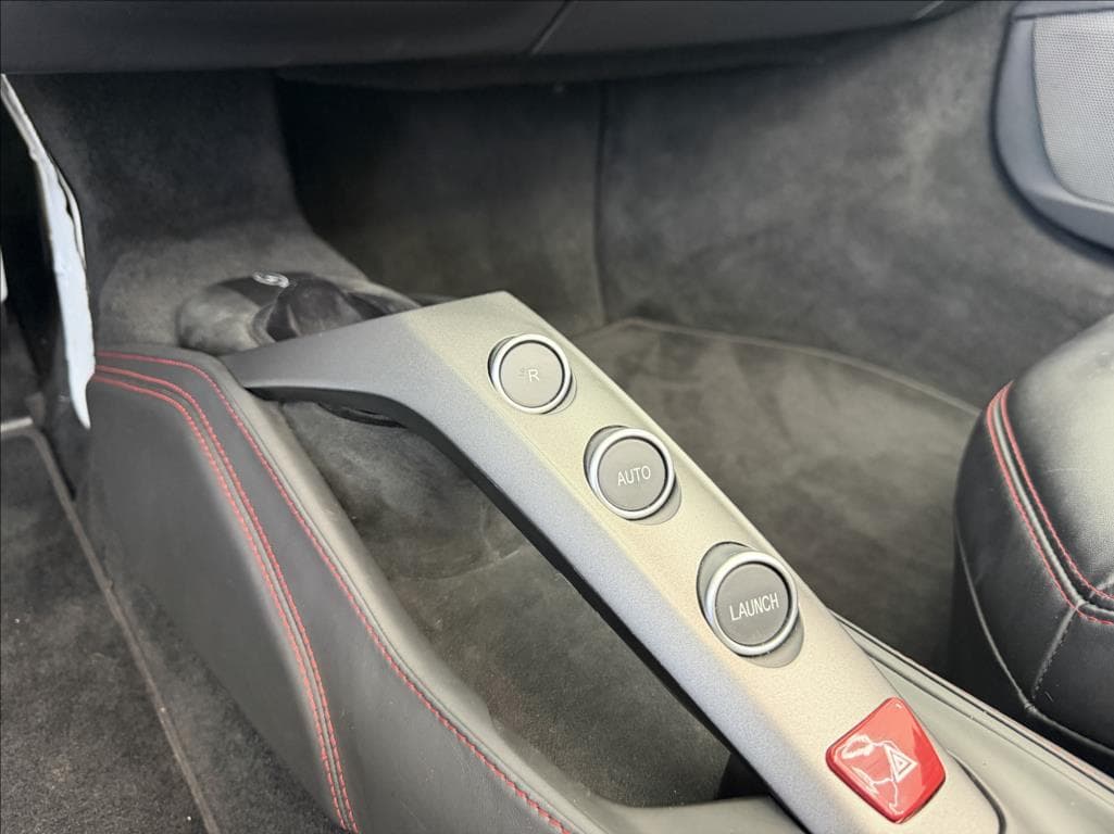 2019 Ferrari 488 - 14
