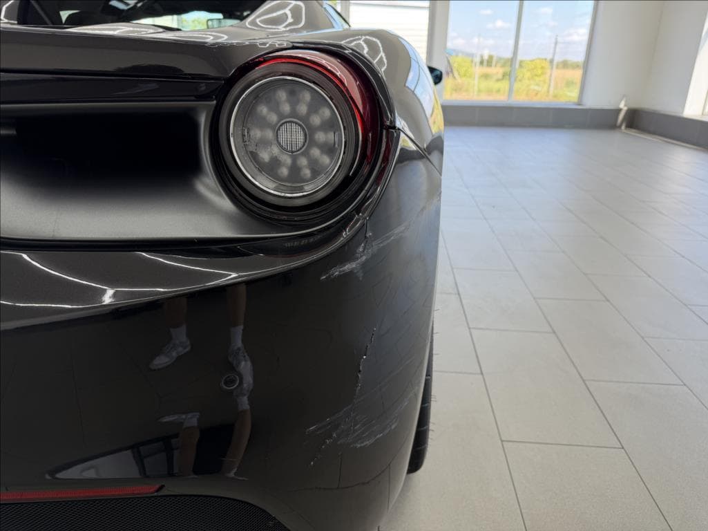 2019 Ferrari 488 - 6