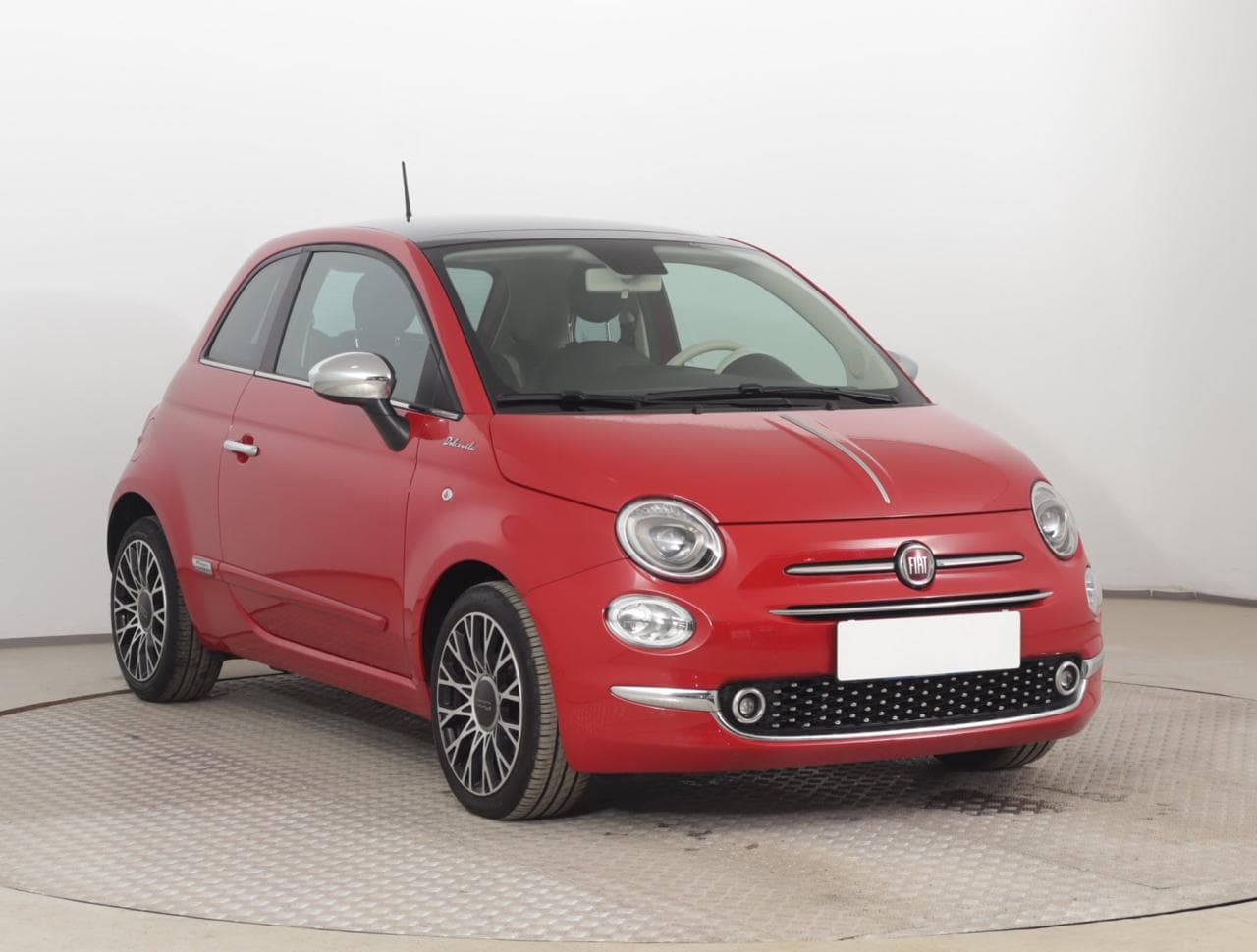 Fiat 500 1.0 mild-hybrid 51kW hatchback