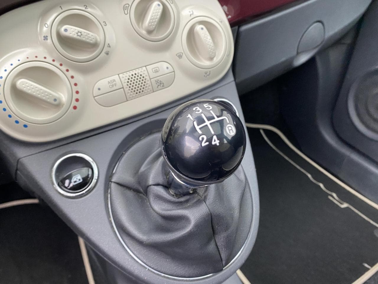 2016 Fiat 500 - 15