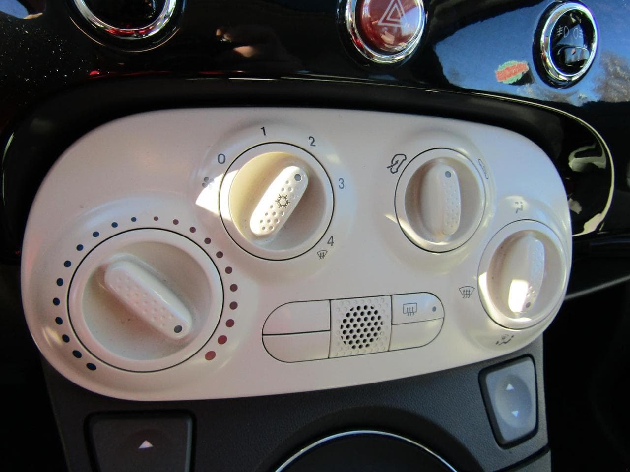 2010 Fiat 500 - 12