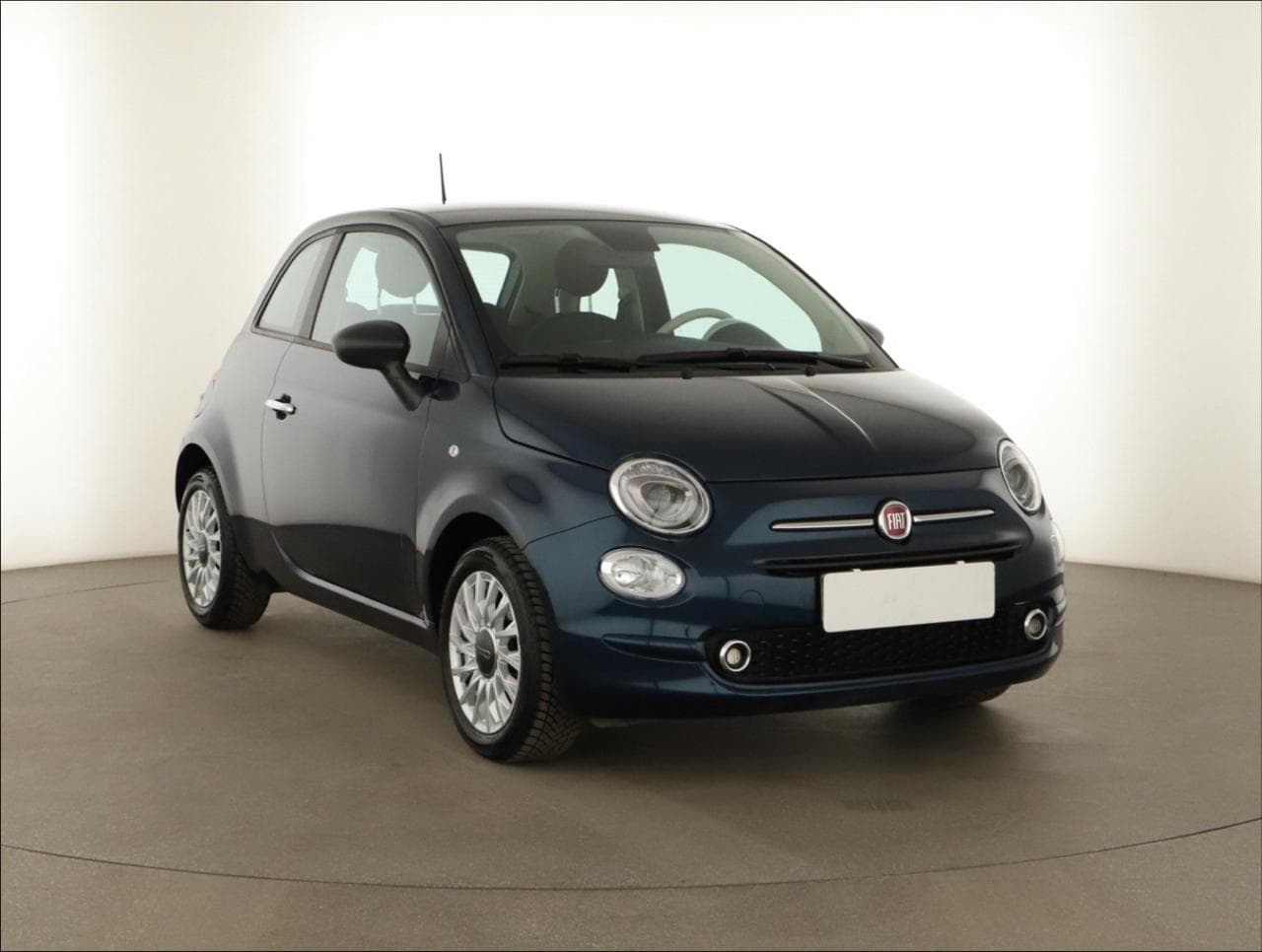 Fiat 500 1.0 mild-hybrid 51kW hatchback