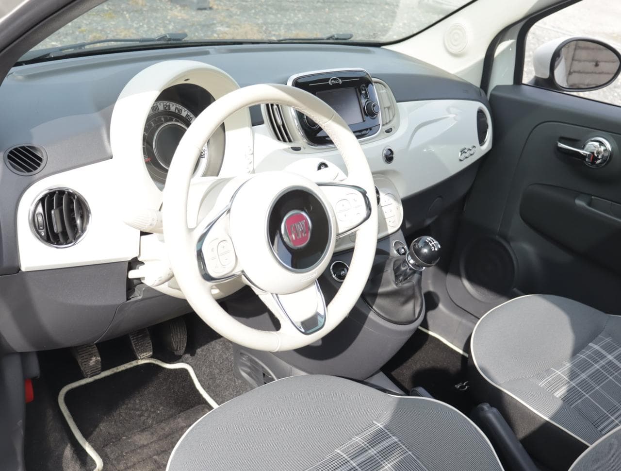 2017 Fiat 500 - 19