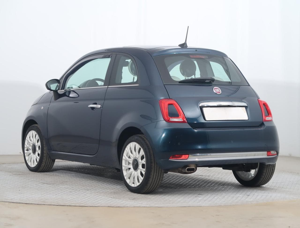 2019 Fiat 500 - 9