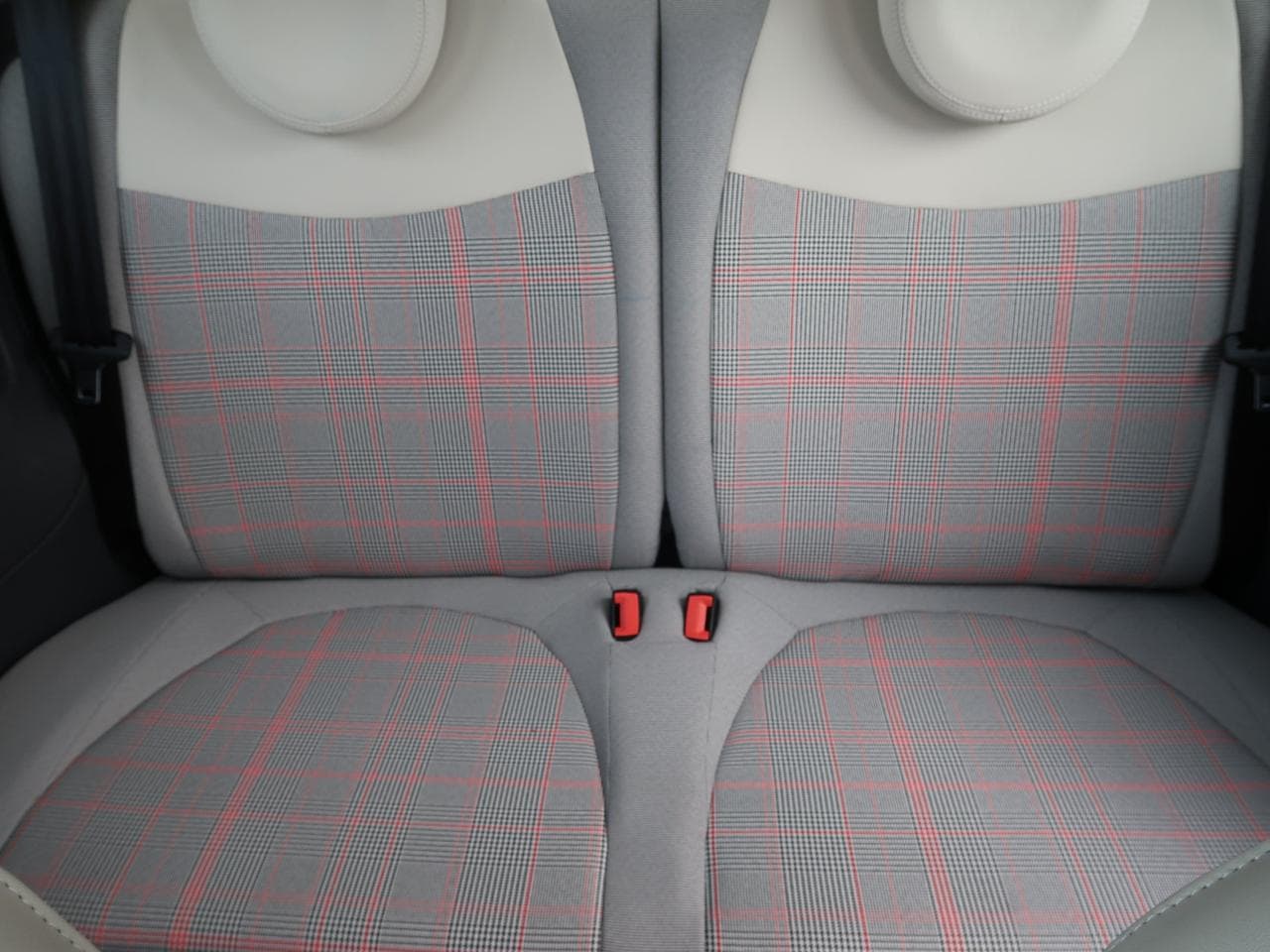 2017 Fiat 500 - 24