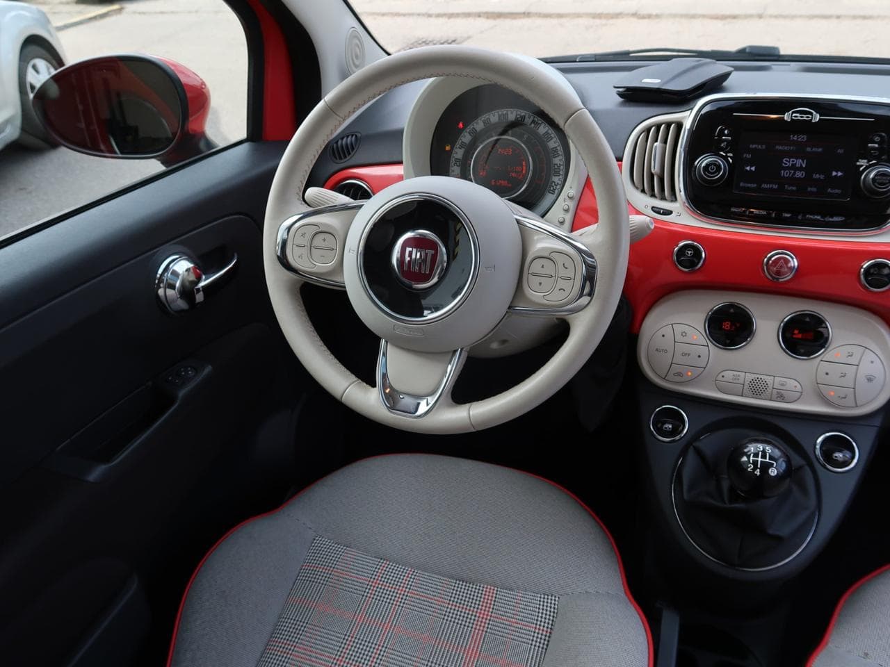 2017 Fiat 500 - 15
