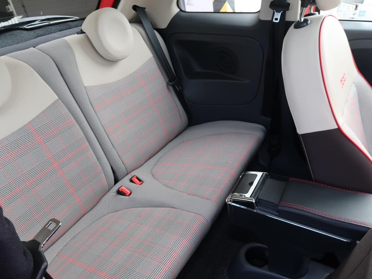 2017 Fiat 500 - 22