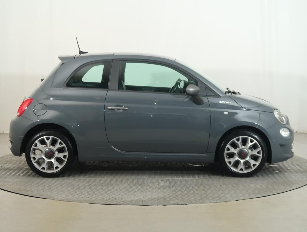 2022 Fiat 500 - 8