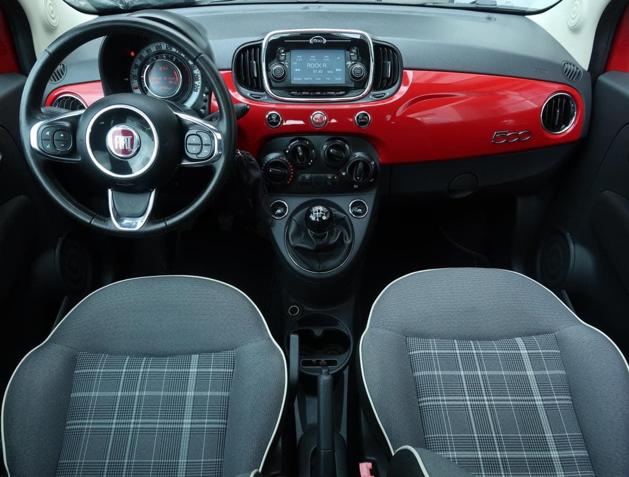 2015 Fiat 500 - 10