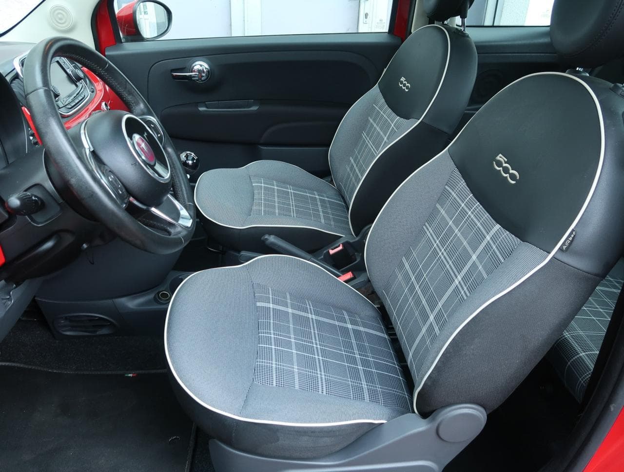 2015 Fiat 500 - 16