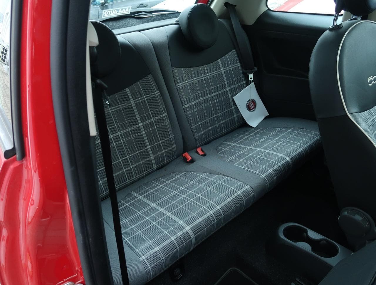 2015 Fiat 500 - 13
