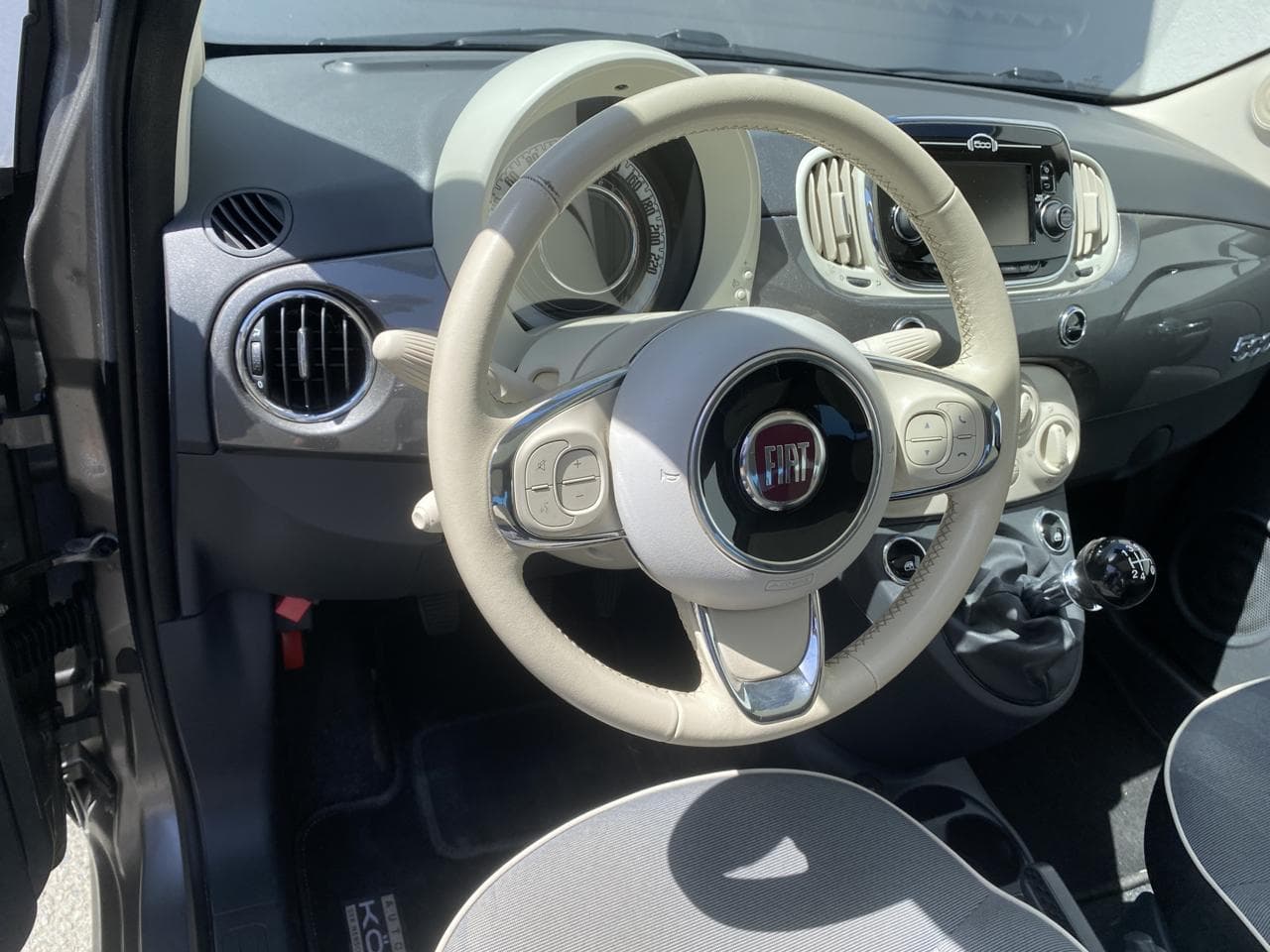 2018 Fiat 500 - 11