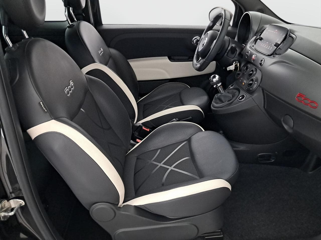 2018 Fiat 500 - 11