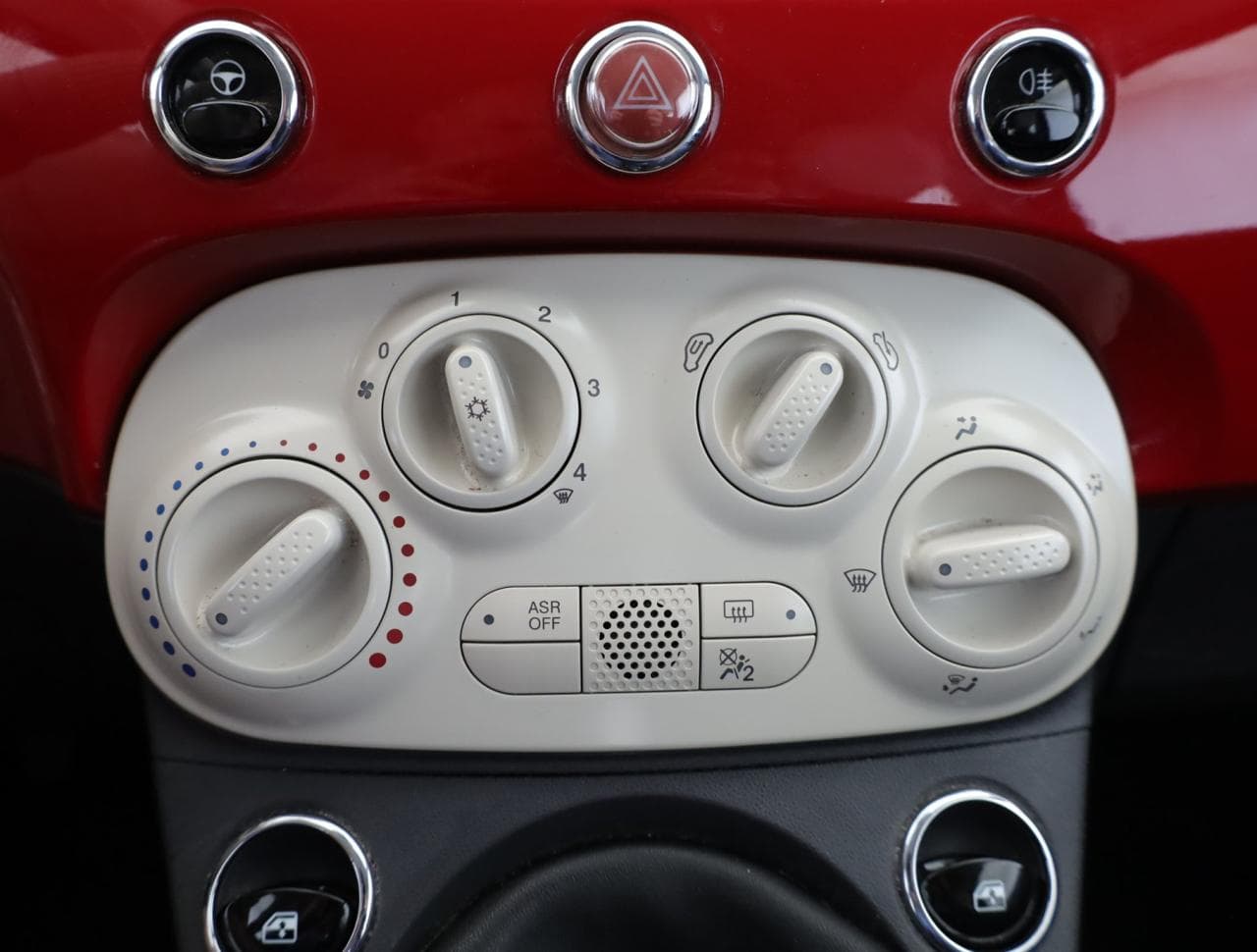 2016 Fiat 500 - 31