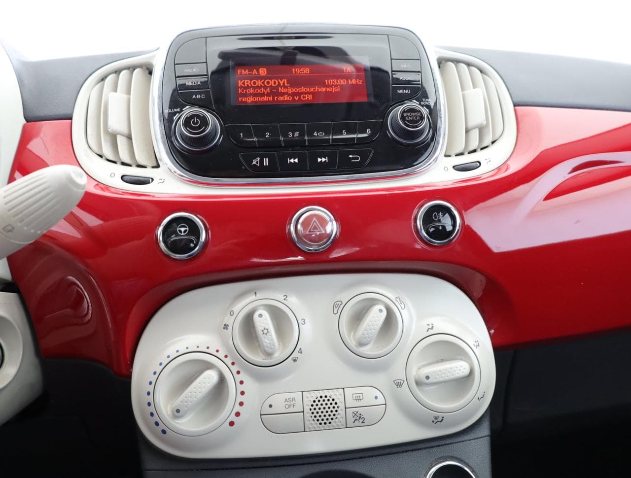 2016 Fiat 500 - 29