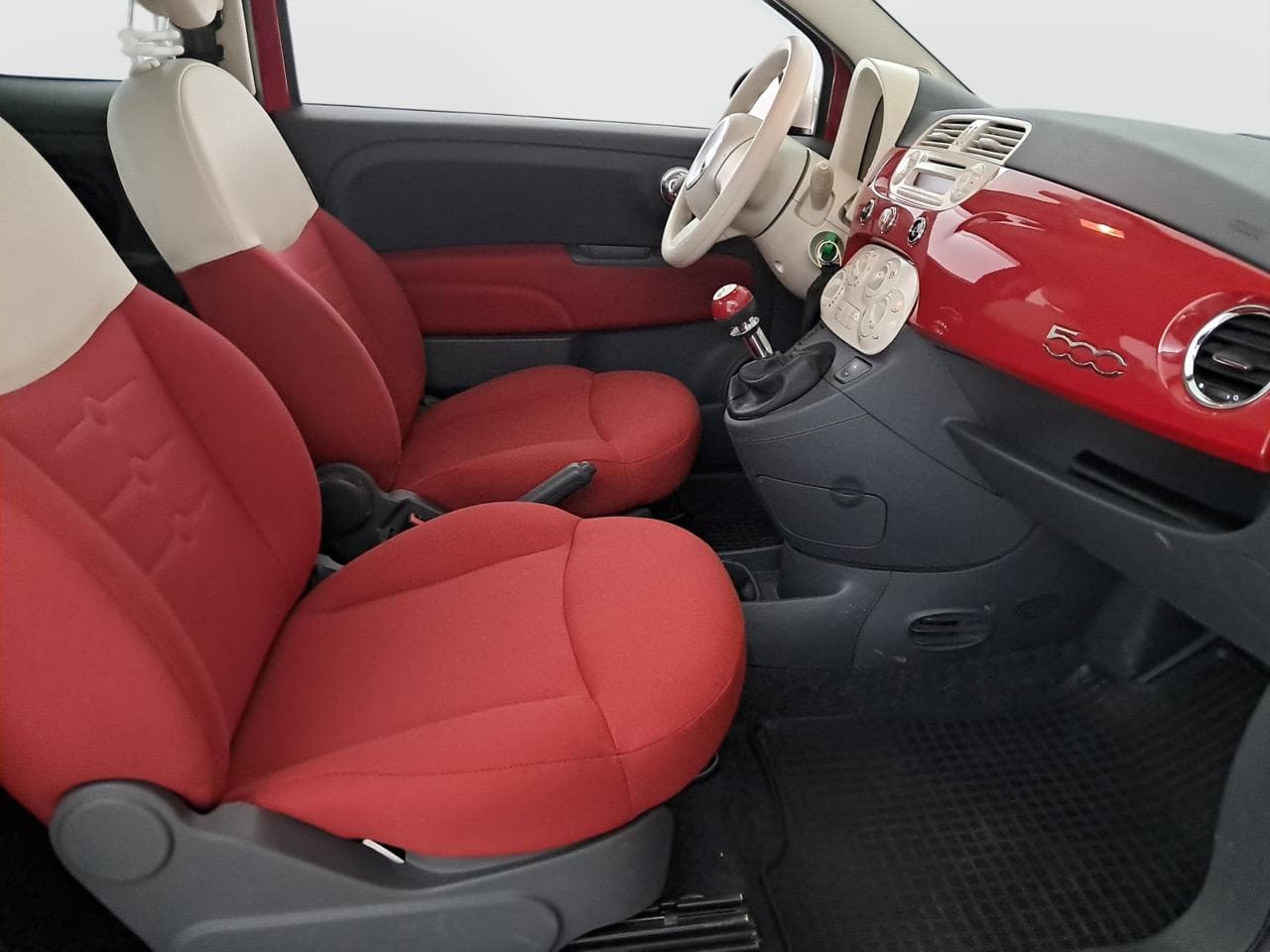 2013 Fiat 500 - 12