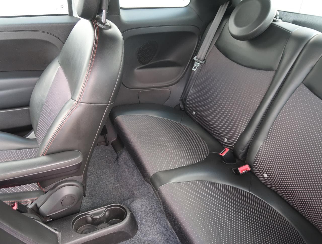 2014 Fiat 500e - 14